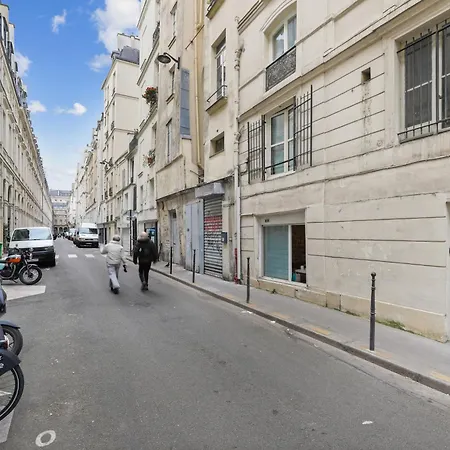 Daire Lavie Maison Face Palais Royal *