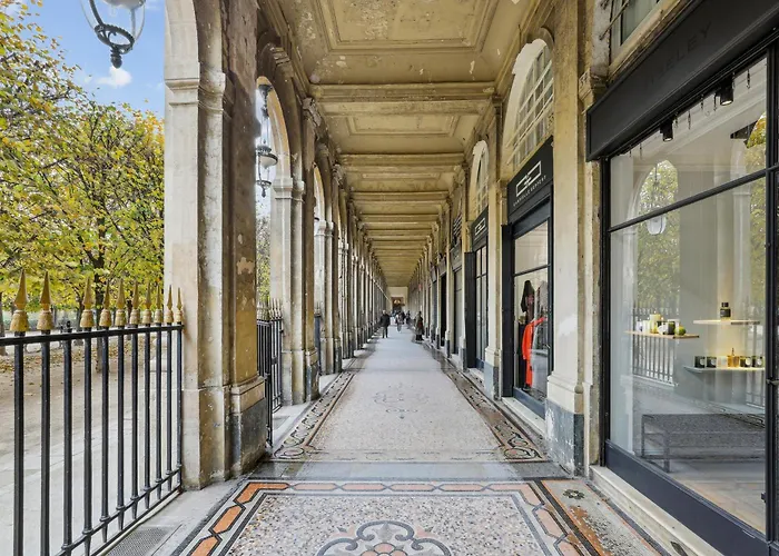 Lavie Maison Face Palais Royal Apartment